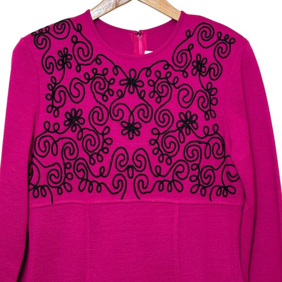 Vintage Outlander Size Medium Wool Blend Embroidered Knit Dress - Picture 2 of 8